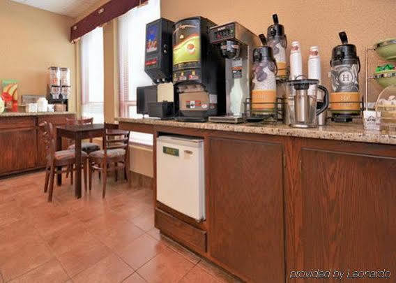 Econo Lodge Wisconsin Rapids Esterno foto